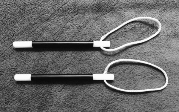 Knopflochzauberstäbe / Buttohole Wands