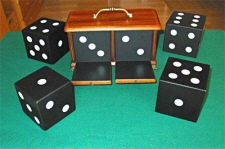 6-facher Würfelkasten / Super Dice Box